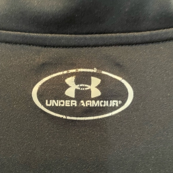 Men’s Under Armour long sleeved shirt - Picture 5 of 6